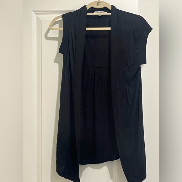 Short Sleeve Cardigan - Picture 1 of 3